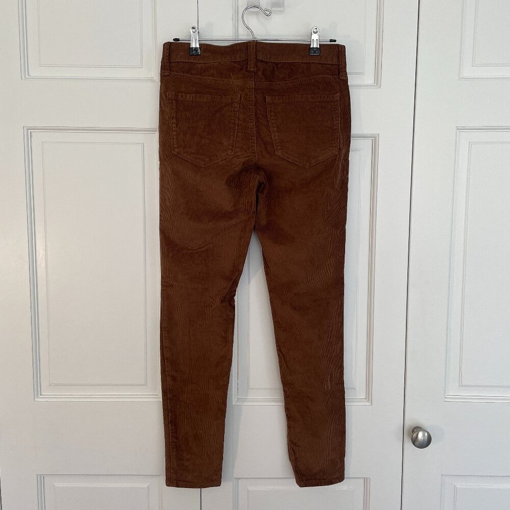 Old Navy "Rockstar Super Skinny" Mid-Rise Corduroy Pants | Women's Size 6 - Picture 3 of 5